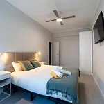 House Near The With Rooftop And Bbq بيت للعطل