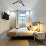House Near The With Rooftop And Bbq بيت للعطل