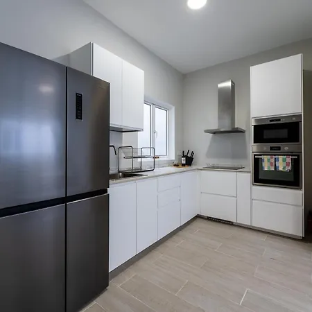 House Near The With Rooftop And Bbq لاس بالماس دي غران كاناريا